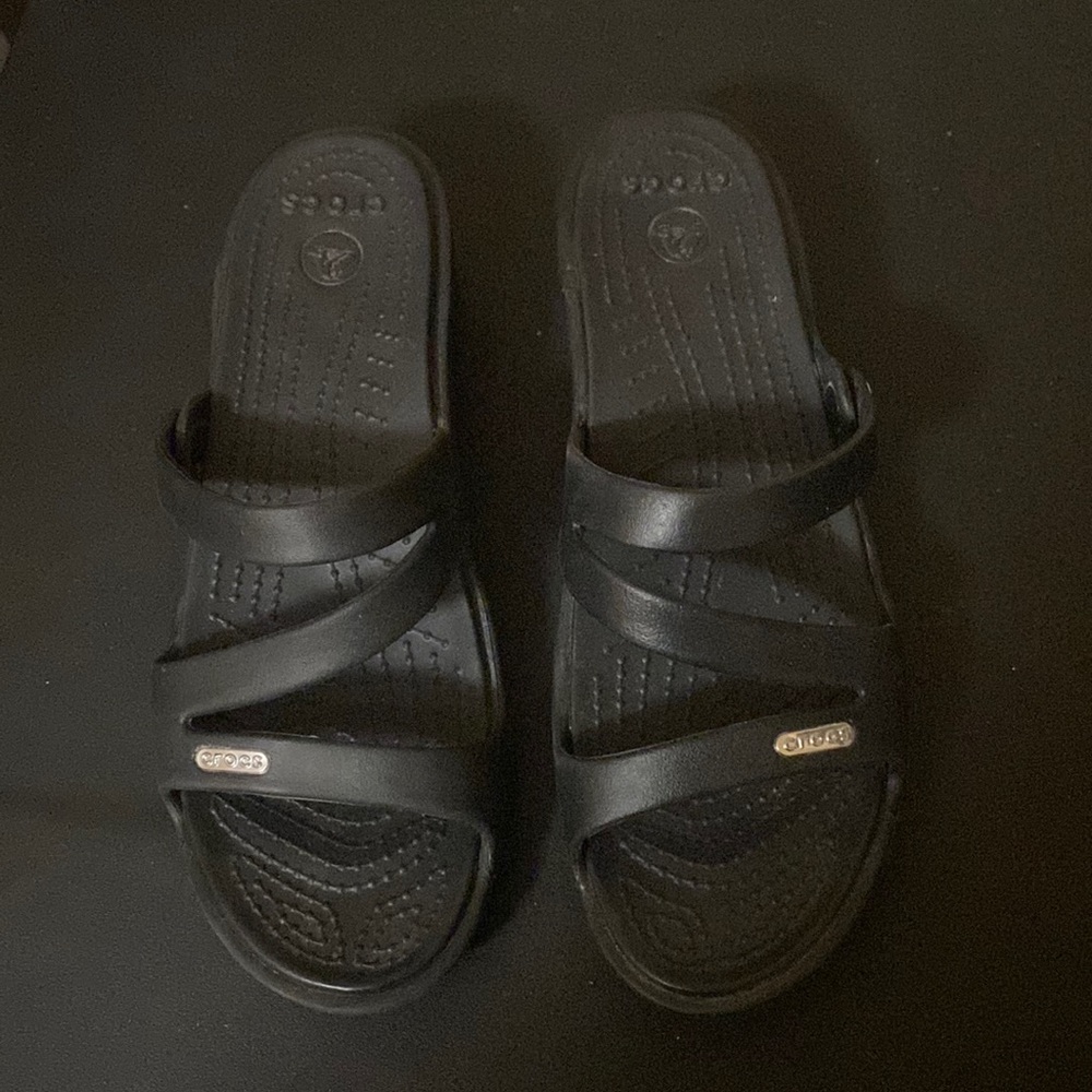 Womens Crocs Patricia sandal flip flop Size 8 black